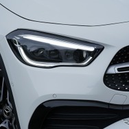 メルセデスベンツ GLA 新型