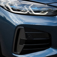 BMW 4シリーズ・クーペ 新型の「Mカーボンエクステリアパッケージ」