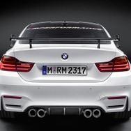 BMW M4クーペ のMパフォーマンスパーツ