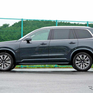 ボルボ XC90 B5 テイラードウール エディション