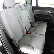 ボルボ XC90 B5 テイラードウール エディション