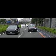 「デジタルインナーミラー(前後方録画機能付)」後方映像。後続車のナンバーも十分読み取れる解像度だ※ナンバーなど画像を一部加工