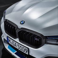 BMW M5 改良新型のMパフォーマンスパーツ