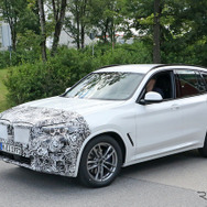 BMW X3 改良新型プロトタイプ（スクープ写真）