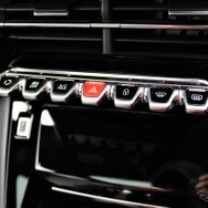 プジョー 208GT Line