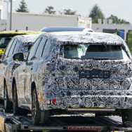 BMW X1 次期型プロトタイプ（スクープ写真）