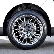 モデル名：レイズ HOMURA 2X10BD／推奨サイズ：20×8.5ＪInset38 5H-114.3／カラー：ダイヤモンドミラーカット／タイヤサイズ：245/45R20