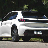 プジョー 208 GTライン