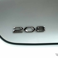 プジョー 208 GTライン