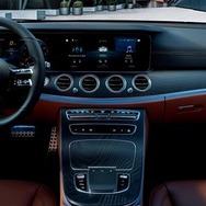 メルセデスベンツ E300  スポーツ