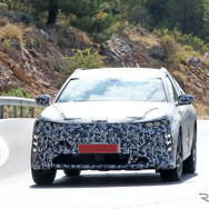 DS 4 後継モデルのプロトタイプ（スクープ写真）