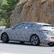 DS 4 後継モデルのプロトタイプ（スクープ写真）