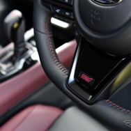 スバル・レヴォーグ STI Sport 新型