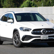 メルセデスベンツ GLA 新型（GLA200d 4MATIC）