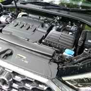 アウディQ3スポーツバック 35 TDI quattro S line