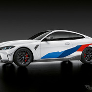 BMW M4 新型のMパフォーマンスパーツ