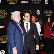 ジョージ・ルーカス＆J.J.エイブラムス／『スター・ウォーズ／フォースの覚醒』ワールドプレミア - (C) 2015 Lucasfilm Ltd. & TM. All Rights Reserved