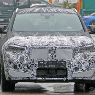 BMW X4M 改良新型プロトタイプ（スクープ写真）