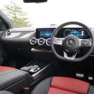 メルセデスベンツ GLA 新型