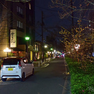 宵の口の京都。このドライブはコロナウィルスの感染拡大期で、見たことがないくらいガラガラだった。