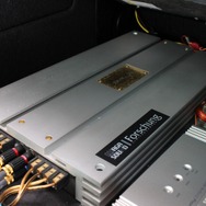 ブラックスのパワーアンプの音がお気に入りだったことから、今回新たにスピーカーもブラックスで統一することになった。