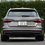 アウディ A4アバント 35 TFSI アドバンスト