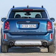 MINI カントリーマン（クロスオーバー）の「ボードウォーク」