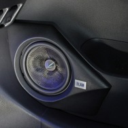 カスタム・オーディオマシン SpecialFeature!! TOYOTA RAV4（オーナー・山中智直さん）　by　AUDIO.VISUAL.SECURITY FIST　後編