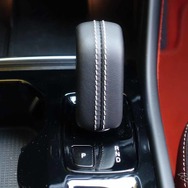ボルボ XC40 B5 Rデザイン