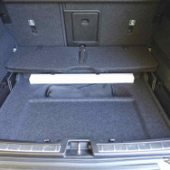 ボルボ XC40 B5 Rデザイン