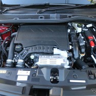 プジョー SUV 2008 アリュール