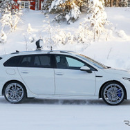 VW ゴルフR ヴァリアント 次期型プロトタイプ（スクープ写真）