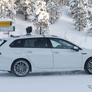 VW ゴルフR ヴァリアント 次期型プロトタイプ（スクープ写真）