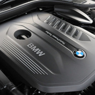 BMW 740i