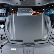 アウディ e-tron スポーツバック