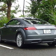 アウディ TTクーペ 2.0TFSI クワトロ