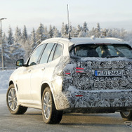 BMW iX3 改良新型プロトタイプ（スクープ写真）