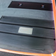 パワーアンプにはブラックスのグラフィック・GX2400を2台投入。高い駆動力と優れた音質で定評のあるモデルだ。