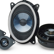 SUBARU車専用スピーカー『DIATONE・SR-G100』。