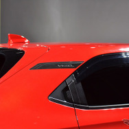 ホンダ ヴェゼル 新型（ホンダアクセス 純正アクセサリー装着車）
