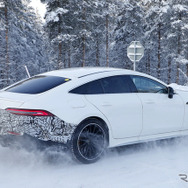 メルセデスAMG GT 4ドアクーペ「73e」プロトタイプ（スクープ写真）