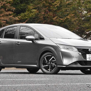 日産 ノートX  FWD