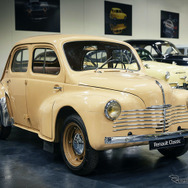 ルノー4CV（1944年）