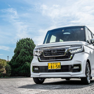 ホンダ N-BOX Custom （ホンダアクセス 純正アクセサリー装着車）