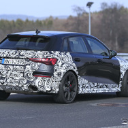 アウディ RS3スポーツバック 次期型プロトタイプ（スクープ写真）