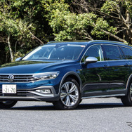 VW パサート オールトラック 改良新型（TDI 4MOTION Advance）