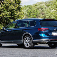 VW パサート オールトラック 改良新型（TDI 4MOTION Advance）