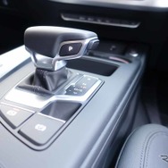 アウディ A4 35 TDI アドバンスト
