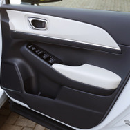 ホンダ ヴェゼル 新型（PLaY）