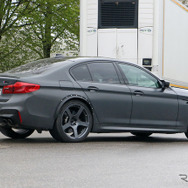 BMW M5 謎のプロトタイプ車両（スクープ写真）